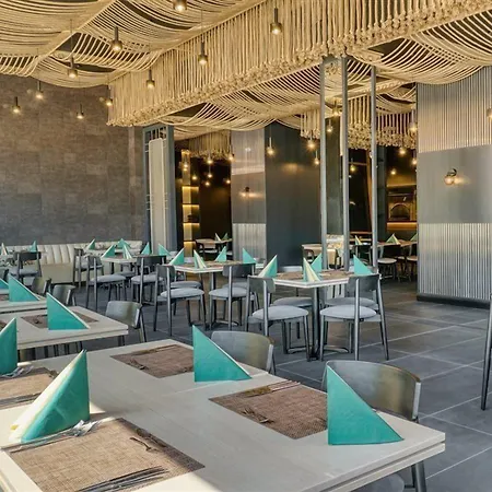 Üdülőközpont Majestic 4*