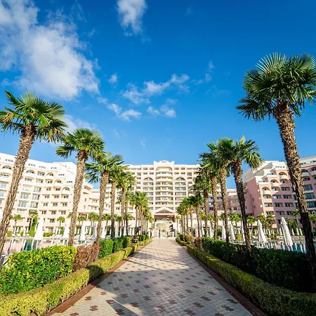 Üdülőközpont Majestic 4*