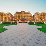 Majestic Resort 4*
