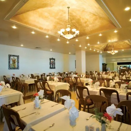 Majestic 4* סאני ביץ'