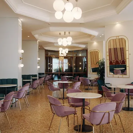 منتجع Majestic 4*