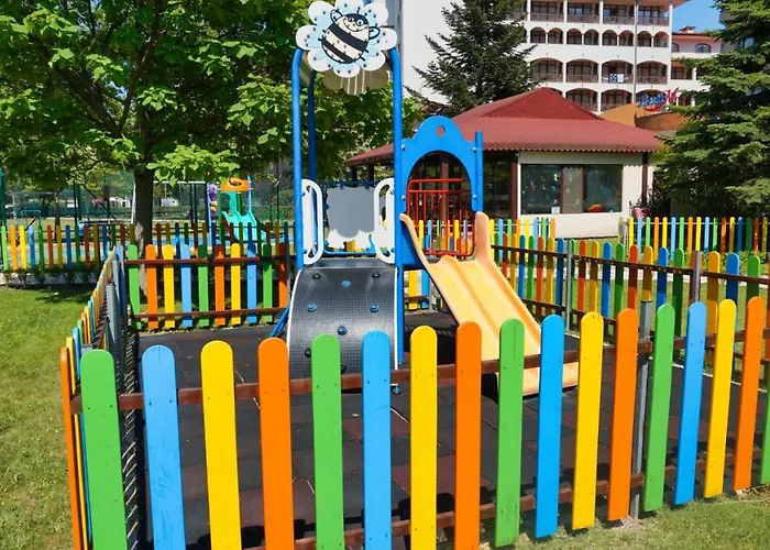 Ośrodek wypoczynkowy Majestic - Ultra 4*