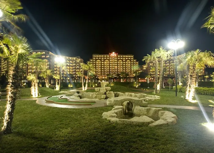 Majestic 4* ساني بيتش